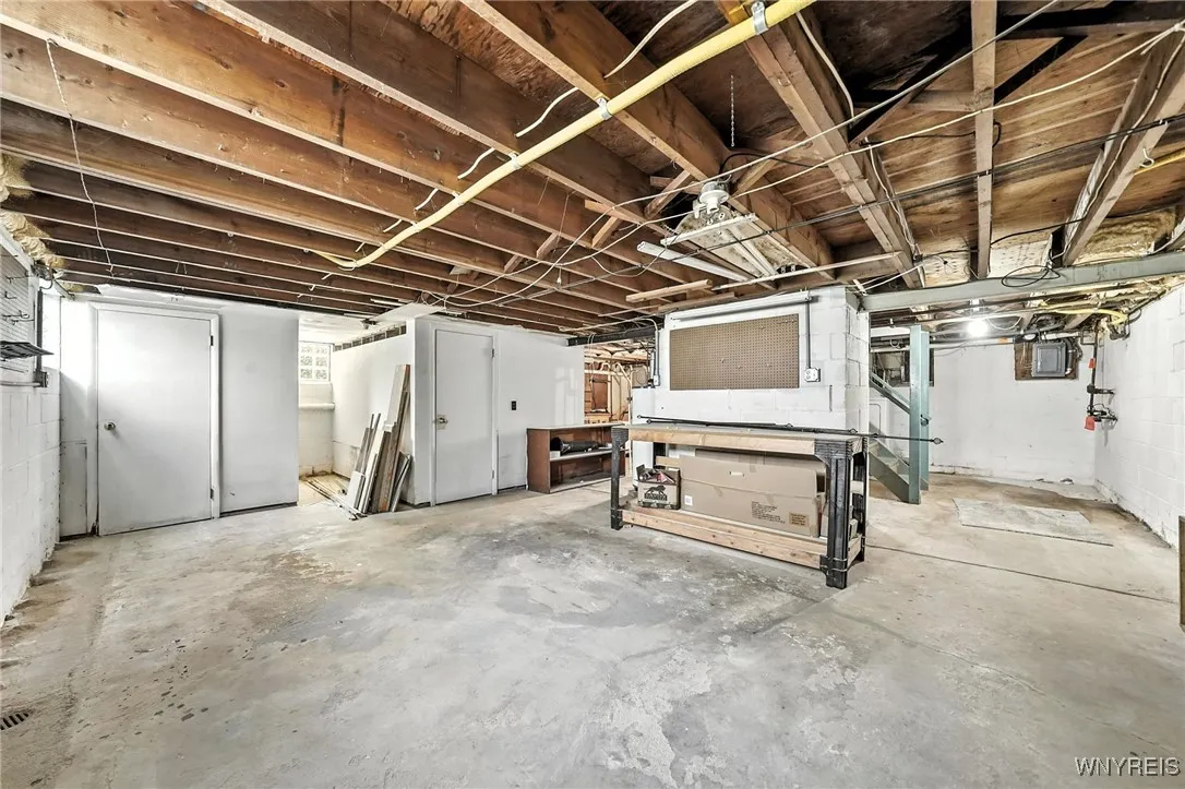 5061 Ellicott Road, Orchard Park, New York 14127, Orchard Park, New York 14127, 3 Bedrooms Bedrooms, 6 Rooms Rooms,2 BathroomsBathrooms,Residential,For Sale,5061 Ellicott Road, Orchard Park, New York 14127,B1629163