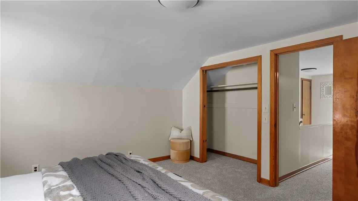 192 Culver Road, Buffalo, New York 14220, Buffalo, New York 14220, 4 Bedrooms Bedrooms, 7 Rooms Rooms,1 BathroomBathrooms,Residential,For Sale,192 Culver Road, Buffalo, New York 14220,R1630069
