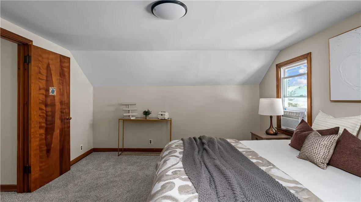 192 Culver Road, Buffalo, New York 14220, Buffalo, New York 14220, 4 Bedrooms Bedrooms, 7 Rooms Rooms,1 BathroomBathrooms,Residential,For Sale,192 Culver Road, Buffalo, New York 14220,R1630069