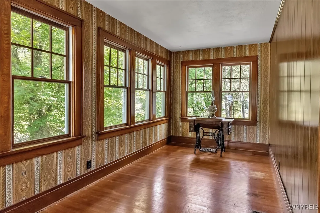 831 Lawrence Avenue, Aurora, New York 14052, Aurora, New York 14052, 3 Bedrooms Bedrooms, 9 Rooms Rooms,2 BathroomsBathrooms,Residential,Closed,831 Lawrence Avenue, Aurora, New York 14052,0,B1630023