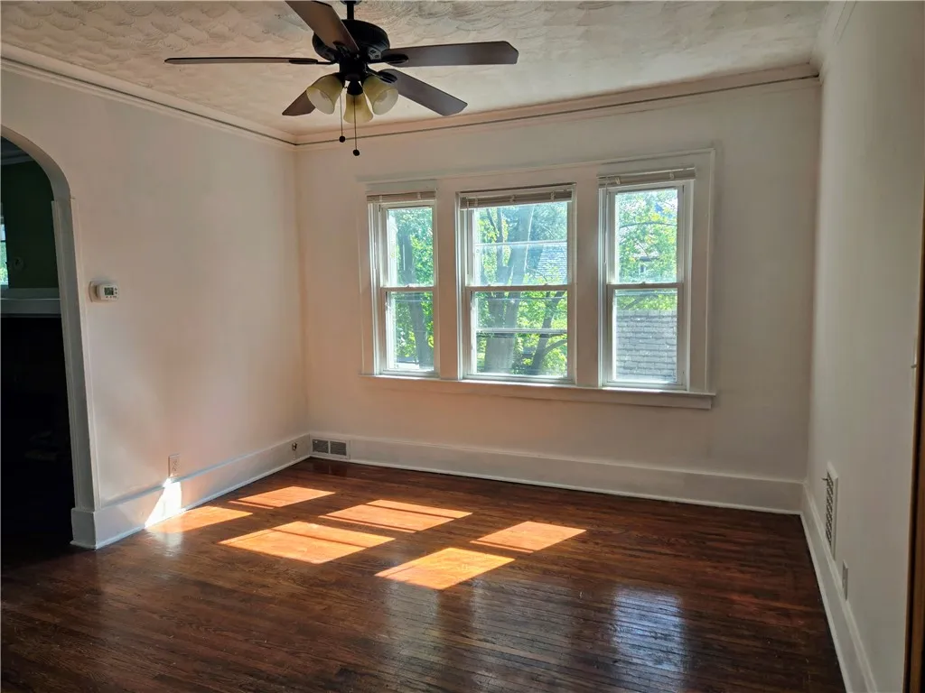 3-5 Ravenwood Avenue, Rochester, New York 14619, Rochester, New York 14619, 4 Bedrooms Bedrooms, ,2 BathroomsBathrooms,Residential,Closed,3-5 Ravenwood Avenue, Rochester, New York 14619,0,R1630155