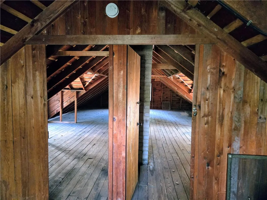 3-5 Ravenwood Avenue, Rochester, New York 14619, Rochester, New York 14619, 4 Bedrooms Bedrooms, ,2 BathroomsBathrooms,Residential,Closed,3-5 Ravenwood Avenue, Rochester, New York 14619,0,R1630155