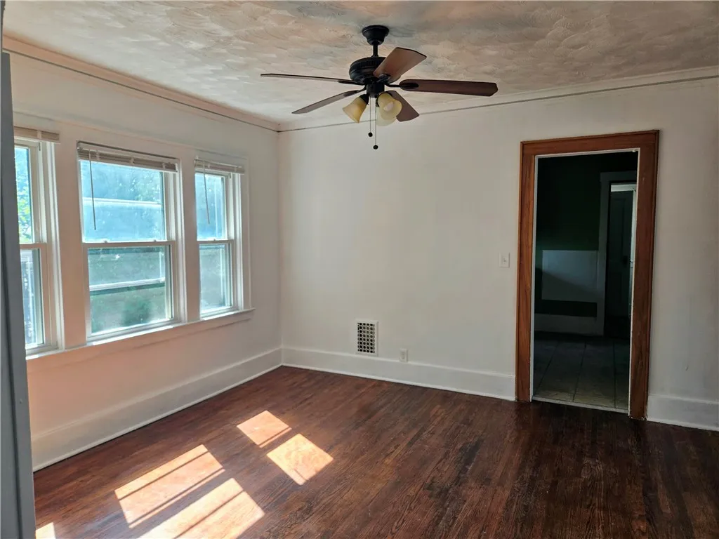 3-5 Ravenwood Avenue, Rochester, New York 14619, Rochester, New York 14619, 4 Bedrooms Bedrooms, ,2 BathroomsBathrooms,Residential,Closed,3-5 Ravenwood Avenue, Rochester, New York 14619,0,R1630155