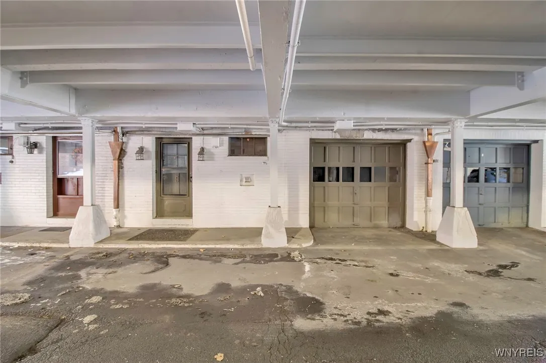 5 Mayfair Lane, Buffalo, New York 14201, Buffalo, New York 14201, 4 Bedrooms Bedrooms, 8 Rooms Rooms,3 BathroomsBathrooms,Residential Lease,Closed,5 Mayfair Lane, Buffalo, New York 14201,B1630115