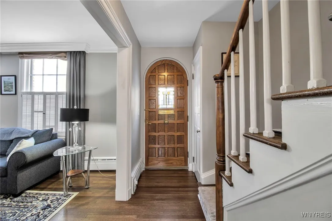 5 Mayfair Lane, Buffalo, New York 14201, Buffalo, New York 14201, 4 Bedrooms Bedrooms, 8 Rooms Rooms,3 BathroomsBathrooms,Residential Lease,Closed,5 Mayfair Lane, Buffalo, New York 14201,B1630115