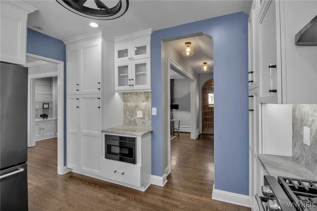 5 Mayfair Lane, Buffalo, New York 14201, Buffalo, New York 14201, 4 Bedrooms Bedrooms, 8 Rooms Rooms,3 BathroomsBathrooms,Residential Lease,Closed,5 Mayfair Lane, Buffalo, New York 14201,B1630115