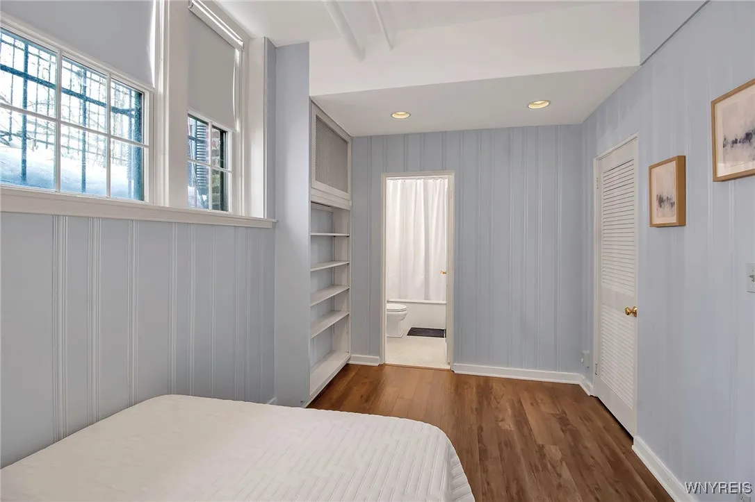 5 Mayfair Lane, Buffalo, New York 14201, Buffalo, New York 14201, 4 Bedrooms Bedrooms, 8 Rooms Rooms,3 BathroomsBathrooms,Residential Lease,Closed,5 Mayfair Lane, Buffalo, New York 14201,B1630115