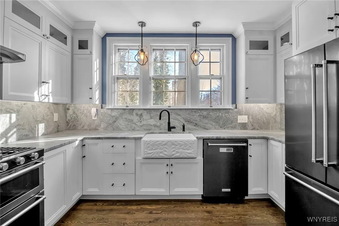 5 Mayfair Lane, Buffalo, New York 14201, Buffalo, New York 14201, 4 Bedrooms Bedrooms, 8 Rooms Rooms,3 BathroomsBathrooms,Residential Lease,Closed,5 Mayfair Lane, Buffalo, New York 14201,B1630115
