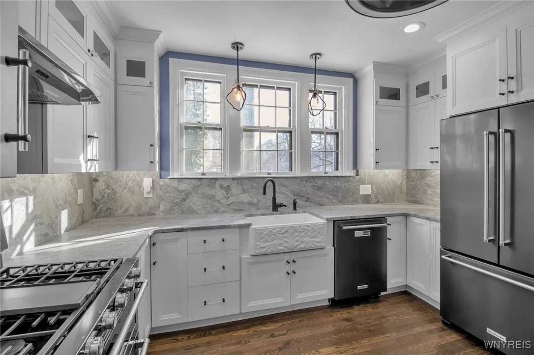5 Mayfair Lane, Buffalo, New York 14201, Buffalo, New York 14201, 4 Bedrooms Bedrooms, 8 Rooms Rooms,3 BathroomsBathrooms,Residential Lease,Closed,5 Mayfair Lane, Buffalo, New York 14201,B1630115