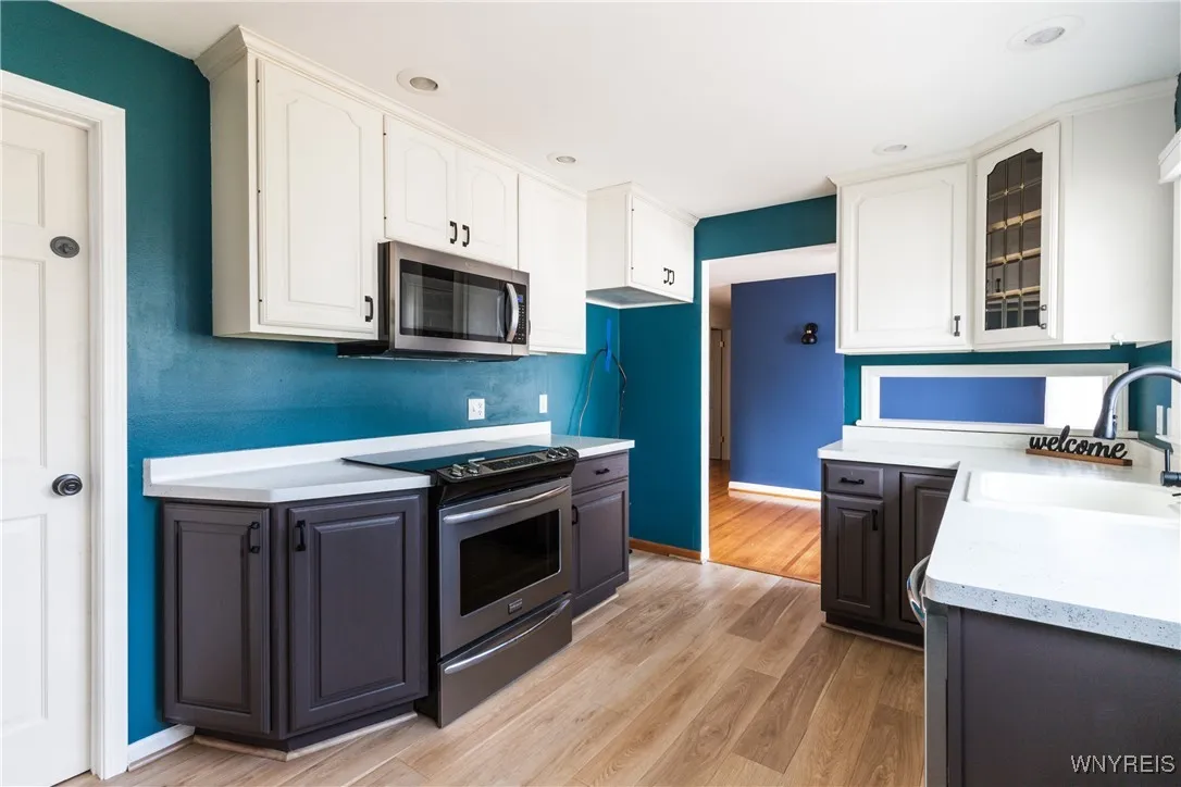 160 Greentree Road, Tonawanda, New York 14150, Tonawanda, New York 14150, 4 Bedrooms Bedrooms, 10 Rooms Rooms,1 BathroomBathrooms,Residential,For Sale,160 Greentree Road, Tonawanda, New York 14150,B1629410