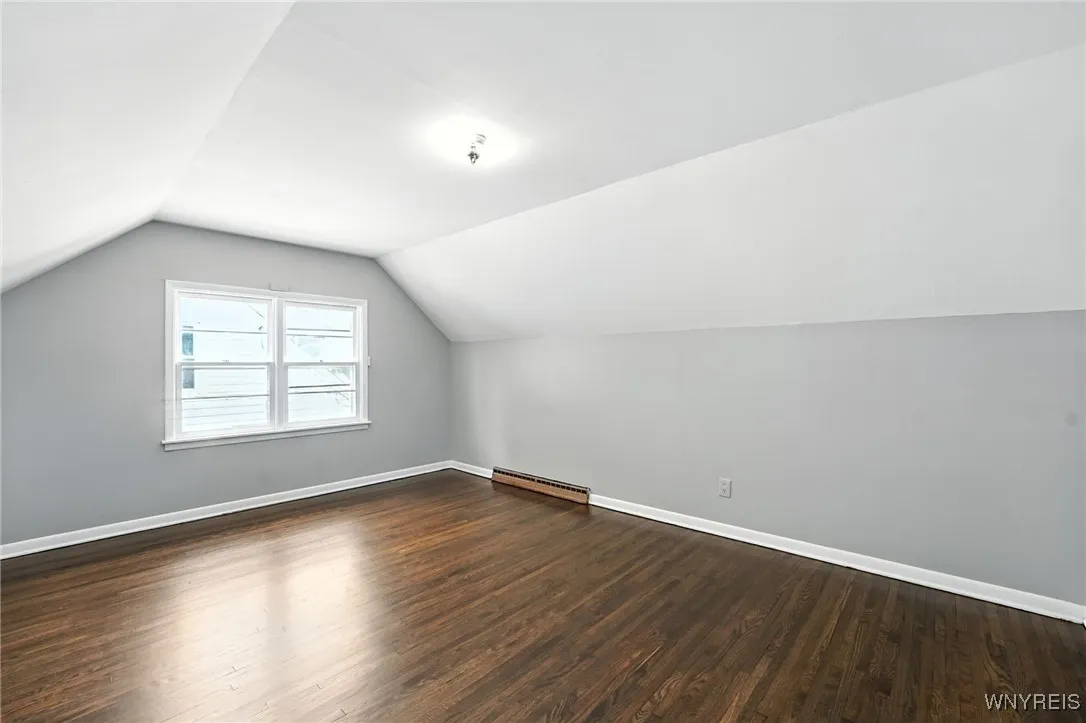55 Avondale Place, Buffalo, New York 14210, Buffalo, New York 14210, 3 Bedrooms Bedrooms, 8 Rooms Rooms,2 BathroomsBathrooms,Residential,For Sale,55 Avondale Place, Buffalo, New York 14210,B1629189