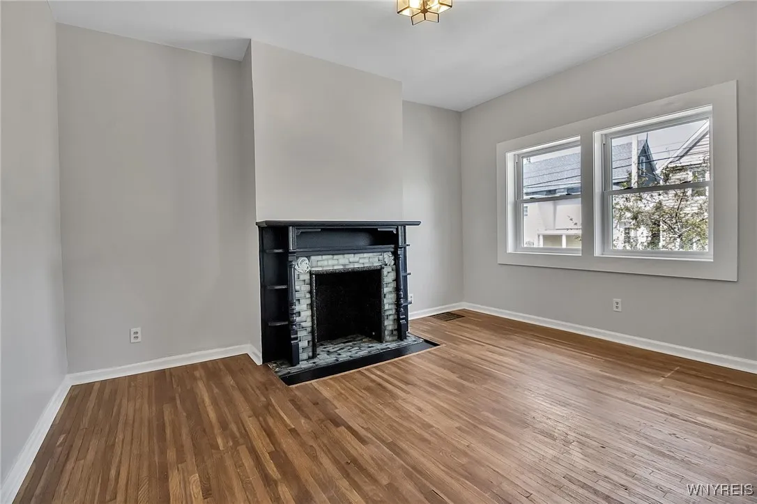 119 Albany Street, Buffalo, New York 14213, Buffalo, New York 14213, 3 Bedrooms Bedrooms, 7 Rooms Rooms,1 BathroomBathrooms,Residential,Closed,119 Albany Street, Buffalo, New York 14213,0,B1630037
