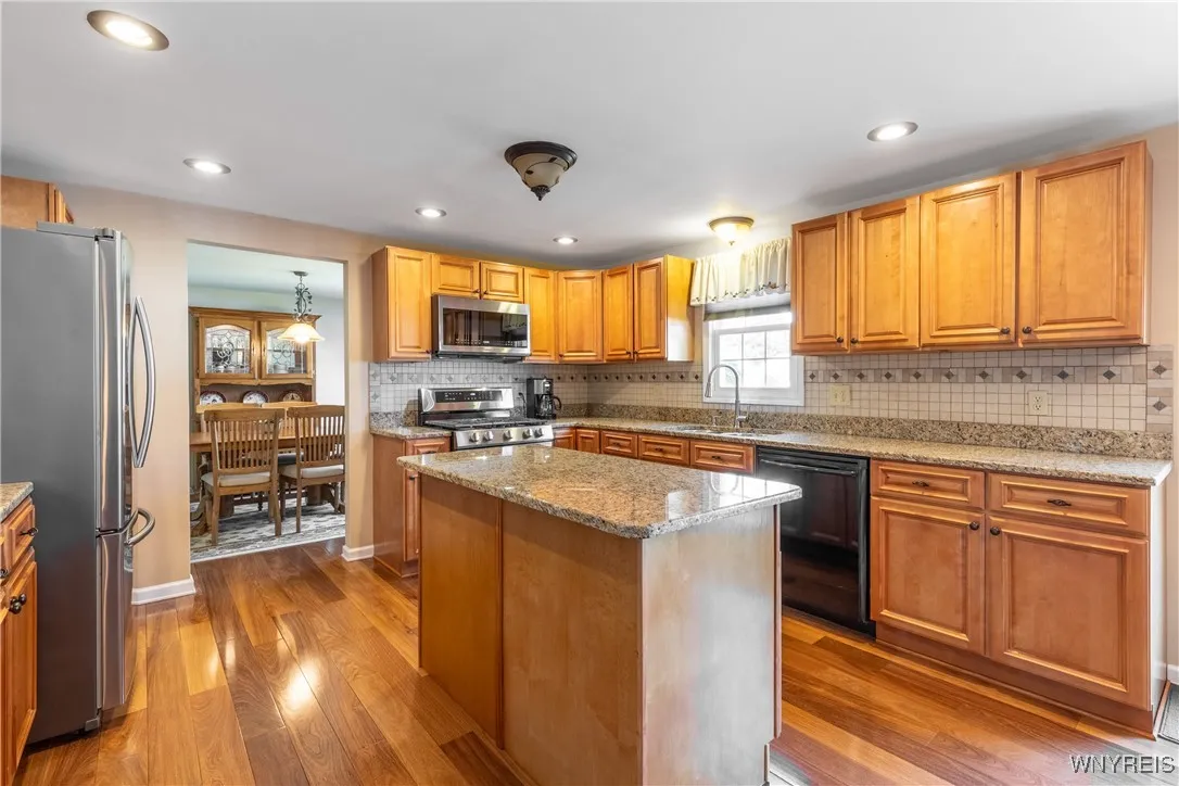 53 Brookpark Drive, Amherst, New York 14228, Amherst, New York 14228, 4 Bedrooms Bedrooms, 10 Rooms Rooms,2 BathroomsBathrooms,Residential,Closed,53 Brookpark Drive, Amherst, New York 14228,0,B1628654