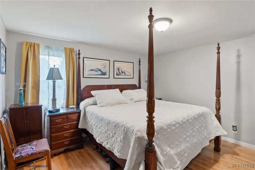 121 Yale Avenue, Amherst, New York 14226, Amherst, New York 14226, 2 Bedrooms Bedrooms, 6 Rooms Rooms,1 BathroomBathrooms,Residential,For Sale,121 Yale Avenue, Amherst, New York 14226,B1630166
