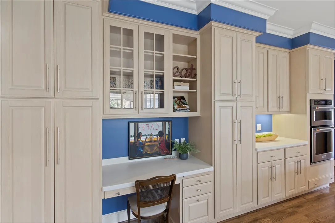 62 Woodbury Place, Pittsford, New York 14618, Pittsford, New York 14618, 4 Bedrooms Bedrooms, 11 Rooms Rooms,3 BathroomsBathrooms,Residential,Closed,62 Woodbury Place, Pittsford, New York 14618,0,R1619489