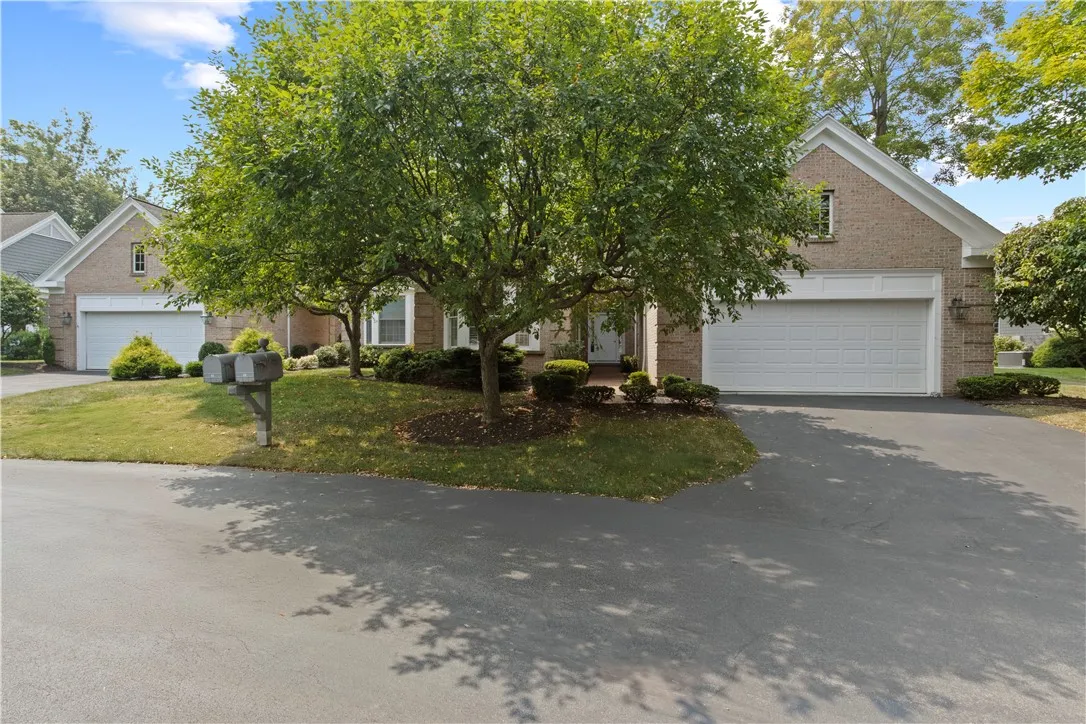 62 Woodbury Place, Pittsford, New York 14618, Pittsford, New York 14618, 4 Bedrooms Bedrooms, 11 Rooms Rooms,3 BathroomsBathrooms,Residential,Closed,62 Woodbury Place, Pittsford, New York 14618,0,R1619489