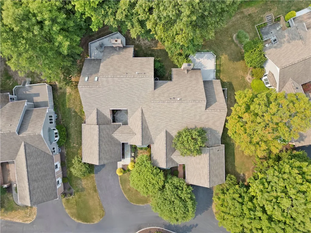 62 Woodbury Place, Pittsford, New York 14618, Pittsford, New York 14618, 4 Bedrooms Bedrooms, 11 Rooms Rooms,3 BathroomsBathrooms,Residential,Closed,62 Woodbury Place, Pittsford, New York 14618,0,R1619489