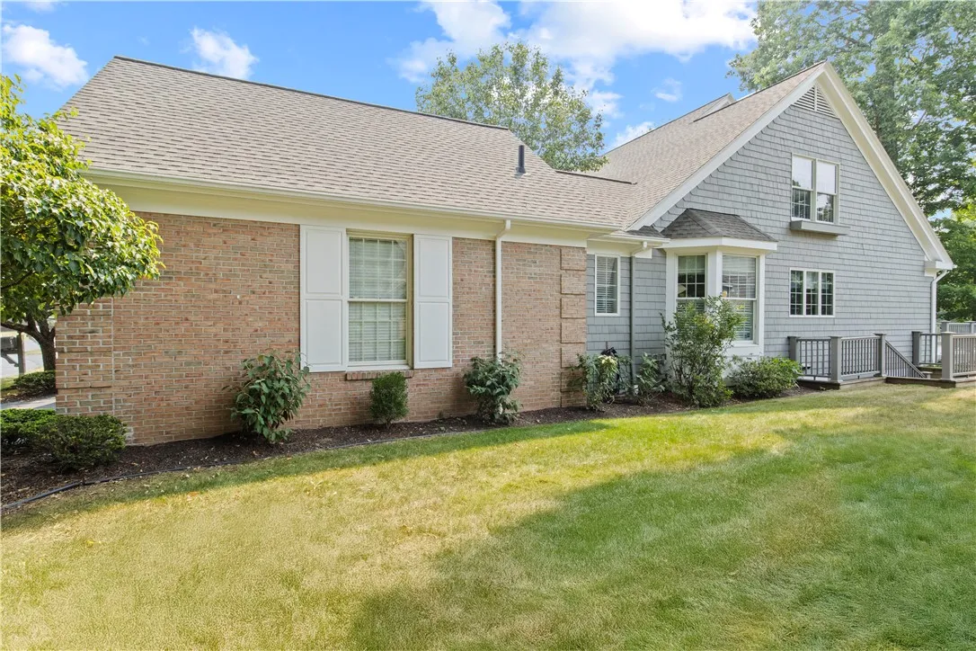 62 Woodbury Place, Pittsford, New York 14618, Pittsford, New York 14618, 4 Bedrooms Bedrooms, 11 Rooms Rooms,3 BathroomsBathrooms,Residential,Closed,62 Woodbury Place, Pittsford, New York 14618,0,R1619489