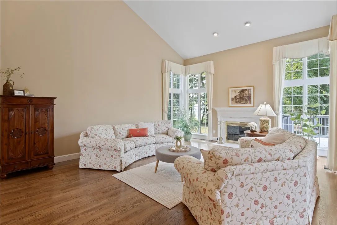 62 Woodbury Place, Pittsford, New York 14618, Pittsford, New York 14618, 4 Bedrooms Bedrooms, 11 Rooms Rooms,3 BathroomsBathrooms,Residential,Closed,62 Woodbury Place, Pittsford, New York 14618,0,R1619489