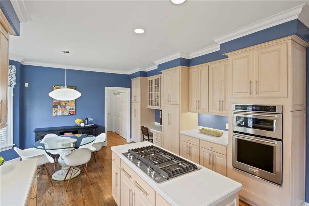 62 Woodbury Place, Pittsford, New York 14618, Pittsford, New York 14618, 4 Bedrooms Bedrooms, 11 Rooms Rooms,3 BathroomsBathrooms,Residential,Closed,62 Woodbury Place, Pittsford, New York 14618,0,R1619489