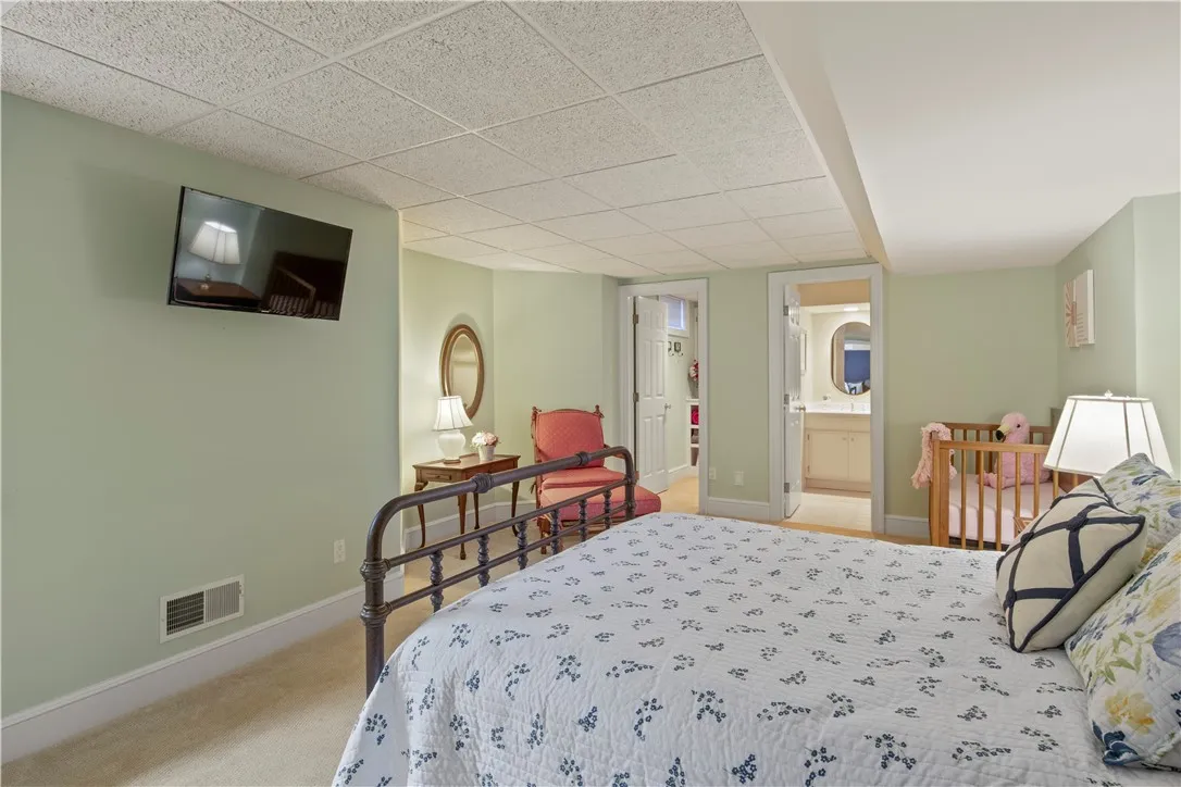 62 Woodbury Place, Pittsford, New York 14618, Pittsford, New York 14618, 4 Bedrooms Bedrooms, 11 Rooms Rooms,3 BathroomsBathrooms,Residential,Closed,62 Woodbury Place, Pittsford, New York 14618,0,R1619489