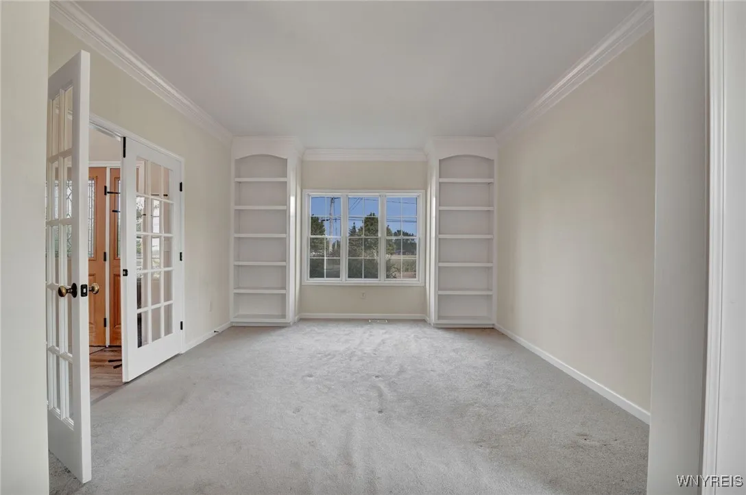 10025 Clarence Center Road, Clarence, New York 140, Clarence, New York 14031, 4 Bedrooms Bedrooms, 12 Rooms Rooms,3 BathroomsBathrooms,Residential,For Sale,10025 Clarence Center Road, Clarence, New York 140,B1629687
