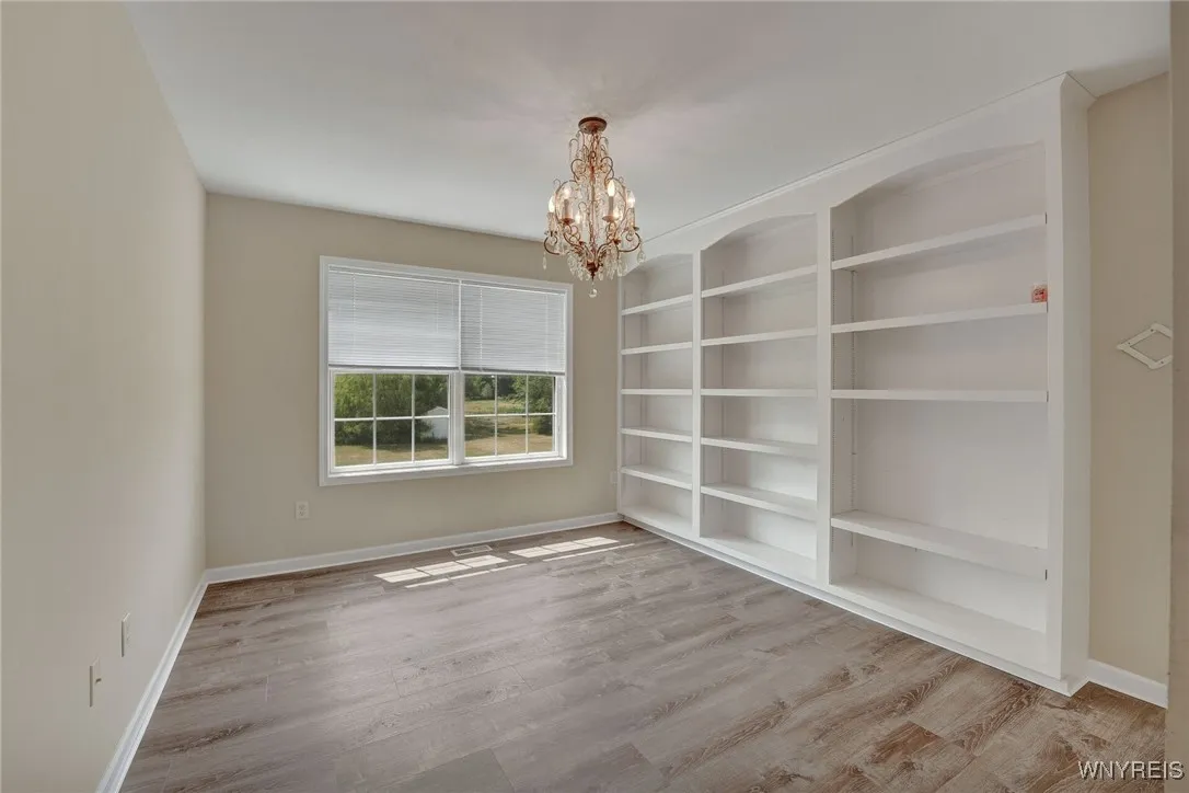 10025 Clarence Center Road, Clarence, New York 140, Clarence, New York 14031, 4 Bedrooms Bedrooms, 12 Rooms Rooms,3 BathroomsBathrooms,Residential,For Sale,10025 Clarence Center Road, Clarence, New York 140,B1629687