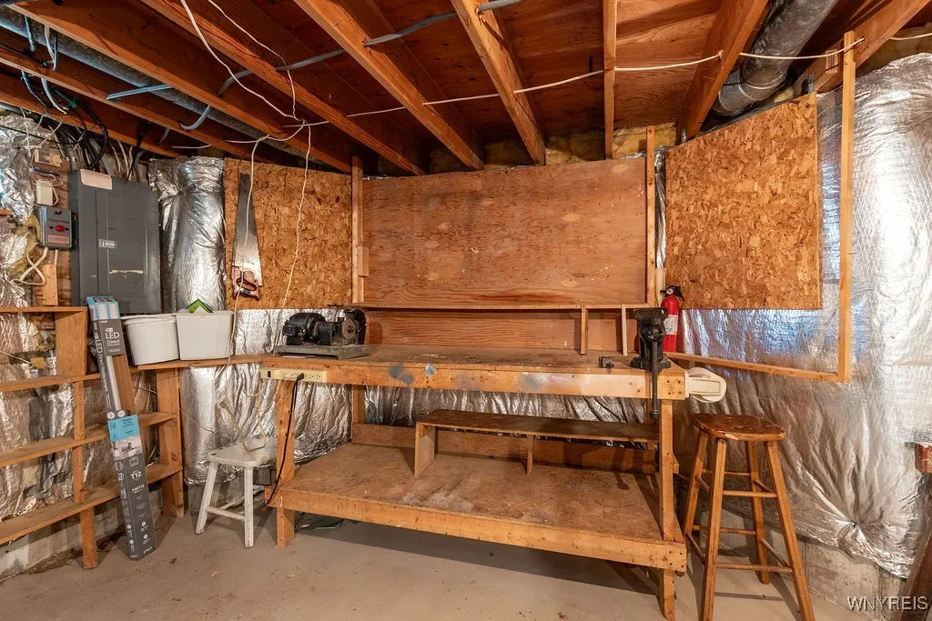 5354 Thompson Road, Clarence, New York 14031, Clarence, New York 14031, 4 Bedrooms Bedrooms, 9 Rooms Rooms,2 BathroomsBathrooms,Residential,Closed,5354 Thompson Road, Clarence, New York 14031,0,B1630150