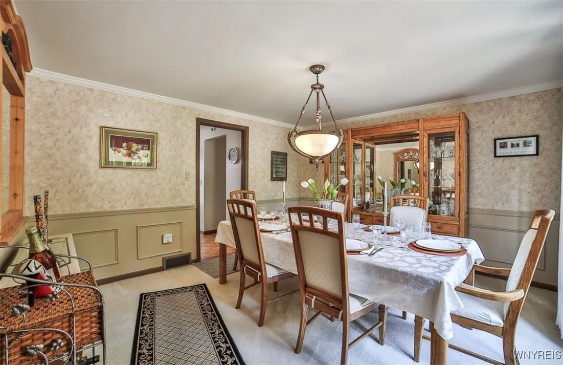 11 Fennec Lane, Amherst, New York 14051, Amherst, New York 14051, 5 Bedrooms Bedrooms, 10 Rooms Rooms,3 BathroomsBathrooms,Residential,Closed,11 Fennec Lane, Amherst, New York 14051,0,B1629944