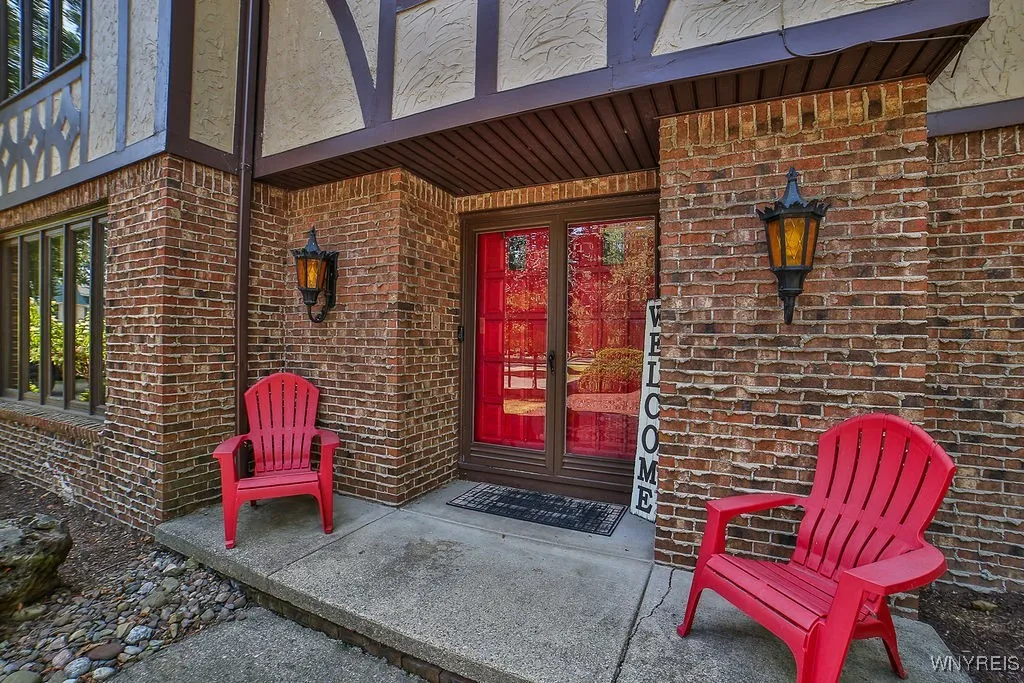 11 Fennec Lane, Amherst, New York 14051, Amherst, New York 14051, 5 Bedrooms Bedrooms, 10 Rooms Rooms,3 BathroomsBathrooms,Residential,Closed,11 Fennec Lane, Amherst, New York 14051,0,B1629944