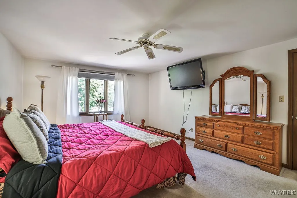 11 Fennec Lane, Amherst, New York 14051, Amherst, New York 14051, 5 Bedrooms Bedrooms, 10 Rooms Rooms,3 BathroomsBathrooms,Residential,Closed,11 Fennec Lane, Amherst, New York 14051,0,B1629944