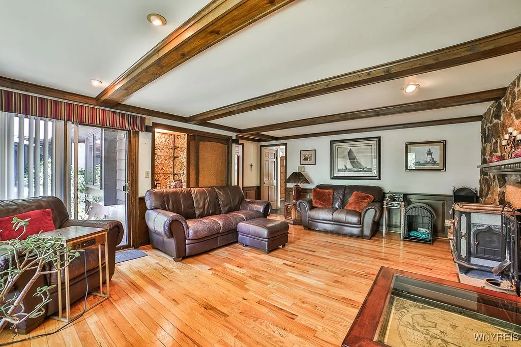 11 Fennec Lane, Amherst, New York 14051, Amherst, New York 14051, 5 Bedrooms Bedrooms, 10 Rooms Rooms,3 BathroomsBathrooms,Residential,Closed,11 Fennec Lane, Amherst, New York 14051,0,B1629944