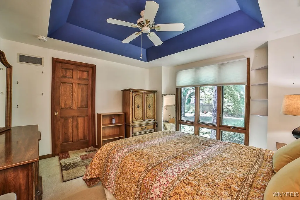 11 Fennec Lane, Amherst, New York 14051, Amherst, New York 14051, 5 Bedrooms Bedrooms, 10 Rooms Rooms,3 BathroomsBathrooms,Residential,Closed,11 Fennec Lane, Amherst, New York 14051,0,B1629944