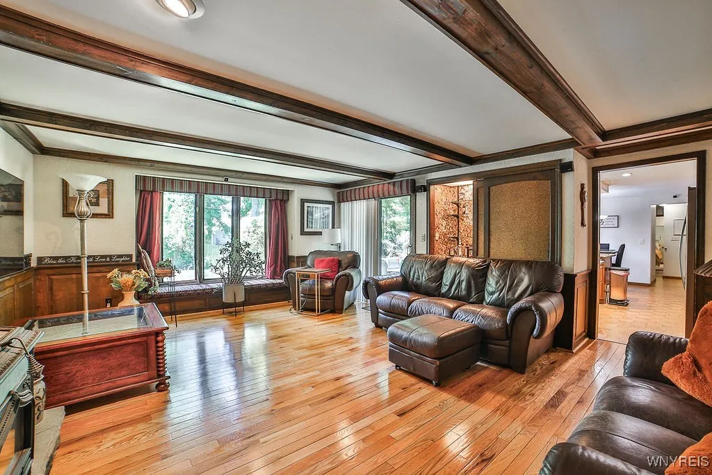 11 Fennec Lane, Amherst, New York 14051, Amherst, New York 14051, 5 Bedrooms Bedrooms, 10 Rooms Rooms,3 BathroomsBathrooms,Residential,Closed,11 Fennec Lane, Amherst, New York 14051,0,B1629944