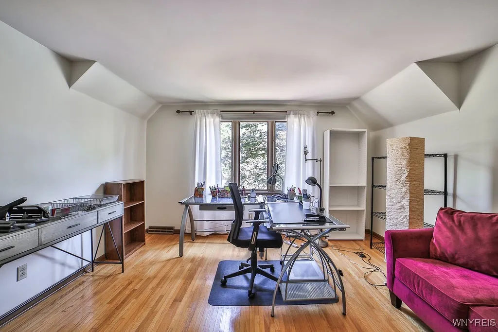 11 Fennec Lane, Amherst, New York 14051, Amherst, New York 14051, 5 Bedrooms Bedrooms, 10 Rooms Rooms,3 BathroomsBathrooms,Residential,Closed,11 Fennec Lane, Amherst, New York 14051,0,B1629944