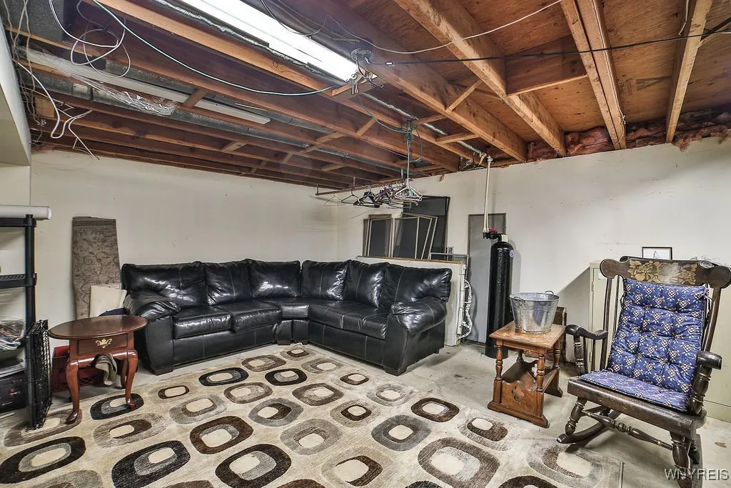 11 Fennec Lane, Amherst, New York 14051, Amherst, New York 14051, 5 Bedrooms Bedrooms, 10 Rooms Rooms,3 BathroomsBathrooms,Residential,Closed,11 Fennec Lane, Amherst, New York 14051,0,B1629944