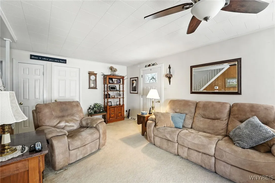 243 Edgewood Avenue, Tonawanda, New York 14223, Tonawanda, New York 14223, 3 Bedrooms Bedrooms, 7 Rooms Rooms,1 BathroomBathrooms,Residential,For Sale,243 Edgewood Avenue, Tonawanda, New York 14223,B1628579