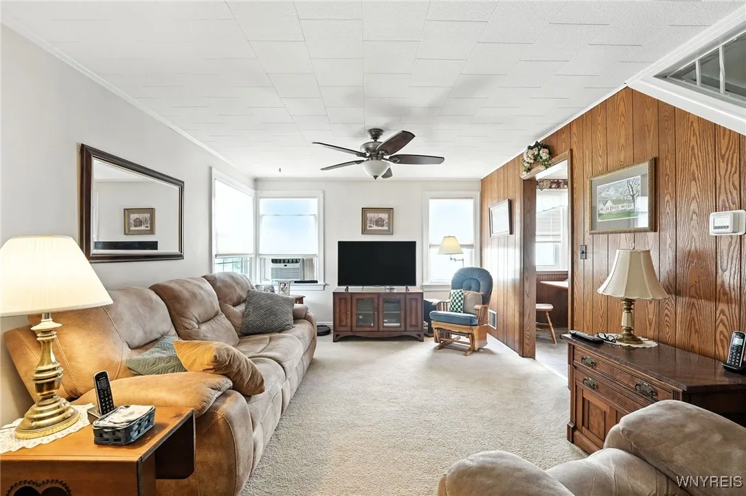 243 Edgewood Avenue, Tonawanda, New York 14223, Tonawanda, New York 14223, 3 Bedrooms Bedrooms, 7 Rooms Rooms,1 BathroomBathrooms,Residential,For Sale,243 Edgewood Avenue, Tonawanda, New York 14223,B1628579