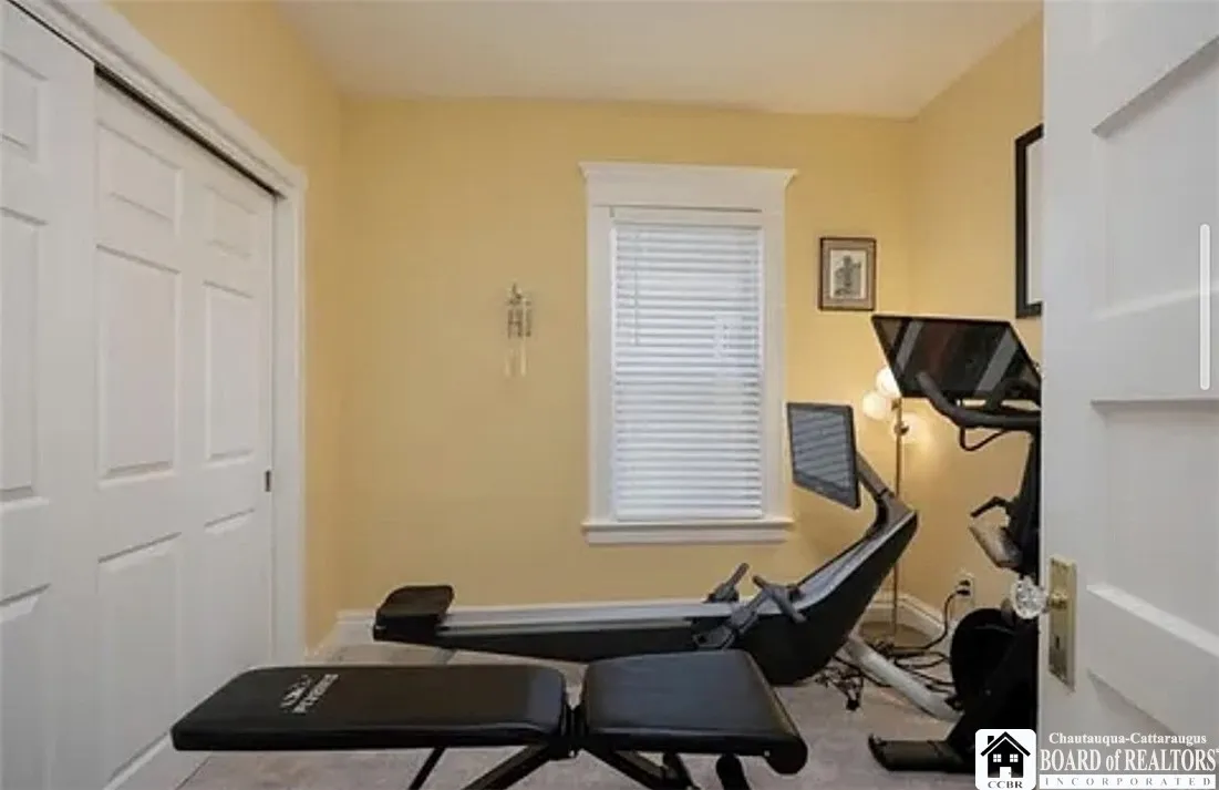 84 Manchester Place, Buffalo, New York 14213, Buffalo, New York 14213, 7 Bedrooms Bedrooms, ,3 BathroomsBathrooms,Residential,For Sale,84 Manchester Place, Buffalo, New York 14213,R1630153