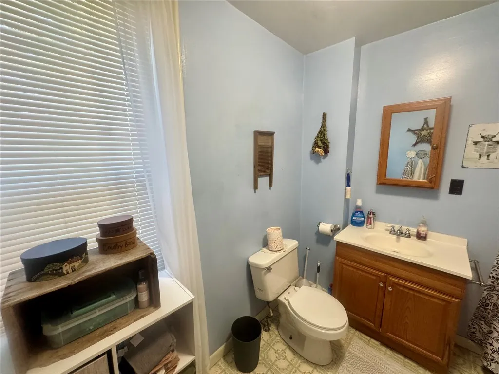 68 River Street 66, Oneonta, New York 13820, Oneonta, New York 13820, 5 Bedrooms Bedrooms, ,3 BathroomsBathrooms,Residential,Closed,68 River Street 66, Oneonta, New York 13820,0,R1630045