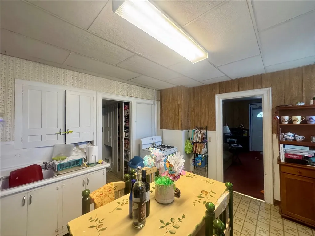 68 River Street 66, Oneonta, New York 13820, Oneonta, New York 13820, 5 Bedrooms Bedrooms, ,3 BathroomsBathrooms,Residential,Closed,68 River Street 66, Oneonta, New York 13820,0,R1630045