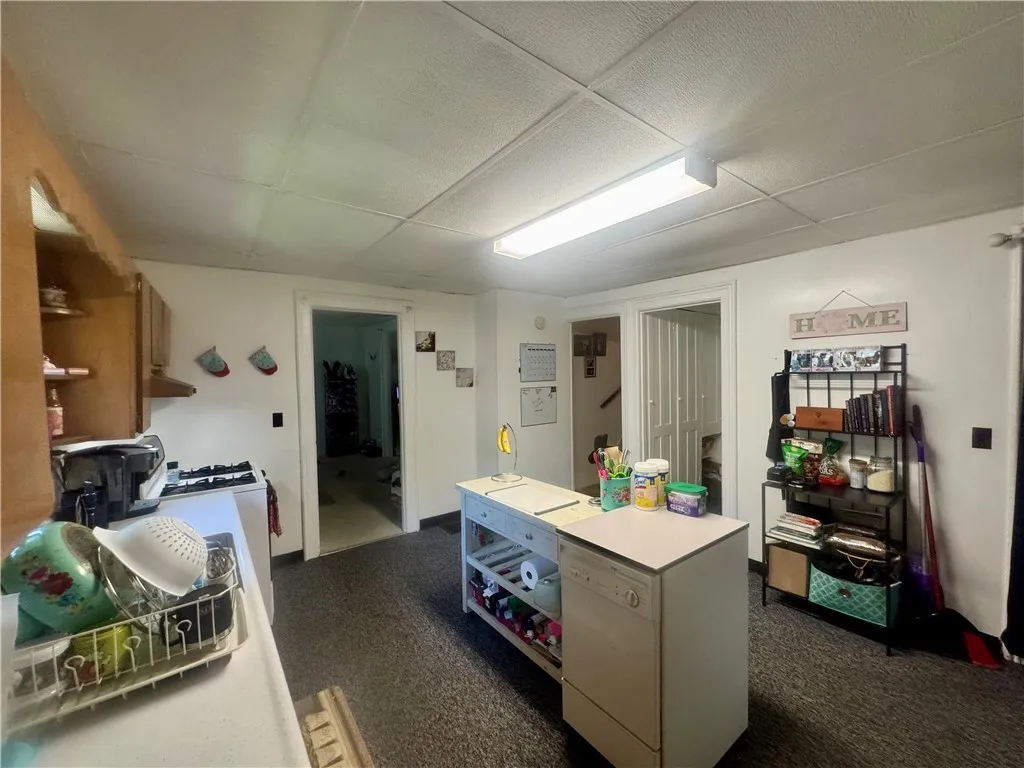 68 River Street 66, Oneonta, New York 13820, Oneonta, New York 13820, 5 Bedrooms Bedrooms, ,3 BathroomsBathrooms,Residential,Closed,68 River Street 66, Oneonta, New York 13820,0,R1630045