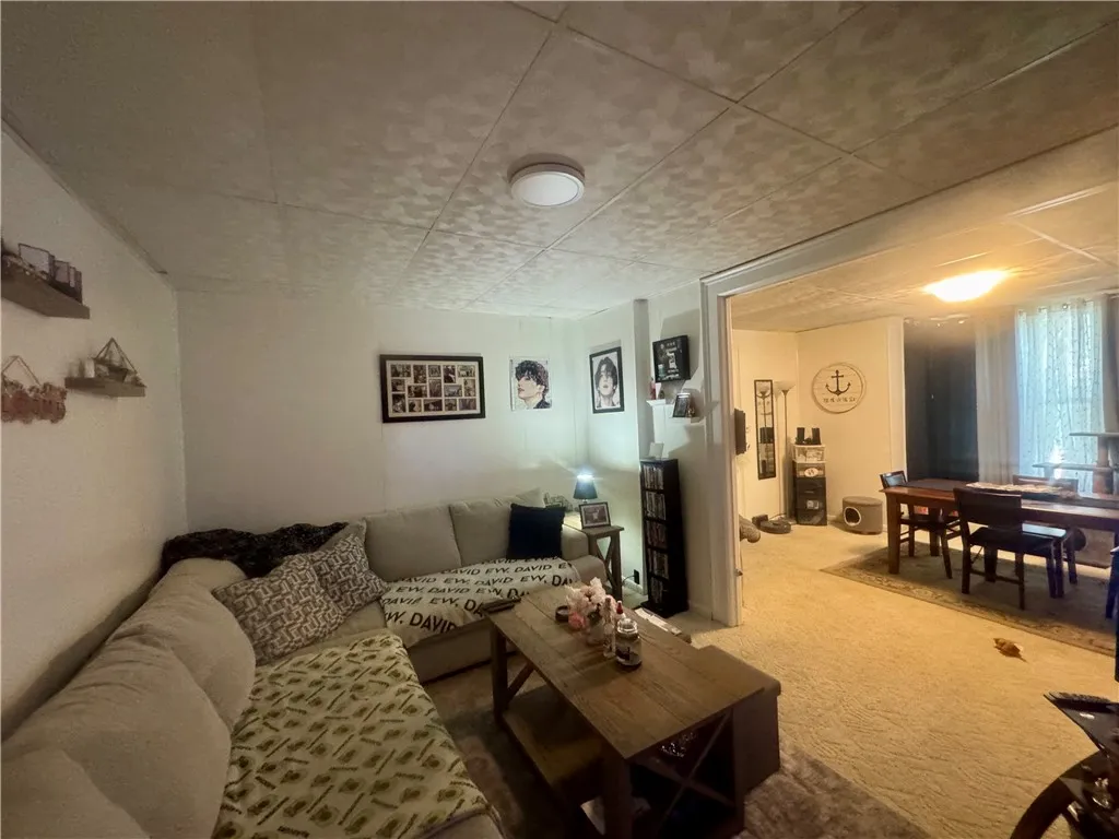 68 River Street 66, Oneonta, New York 13820, Oneonta, New York 13820, 5 Bedrooms Bedrooms, ,3 BathroomsBathrooms,Residential,Closed,68 River Street 66, Oneonta, New York 13820,0,R1630045