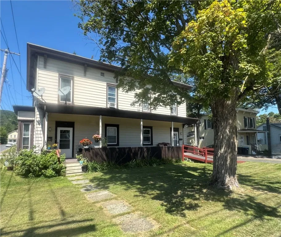 68 River Street 66, Oneonta, New York 13820, Oneonta, New York 13820, 5 Bedrooms Bedrooms, ,3 BathroomsBathrooms,Residential,Closed,68 River Street 66, Oneonta, New York 13820,0,R1630045