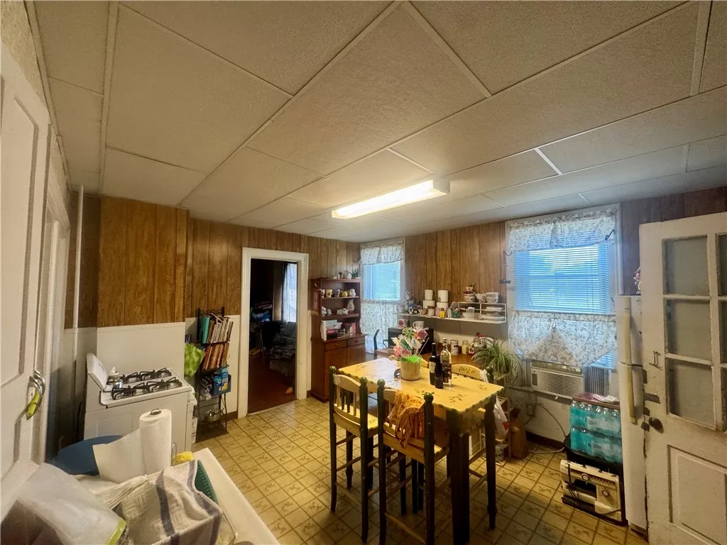 68 River Street 66, Oneonta, New York 13820, Oneonta, New York 13820, 5 Bedrooms Bedrooms, ,3 BathroomsBathrooms,Residential,Closed,68 River Street 66, Oneonta, New York 13820,0,R1630045