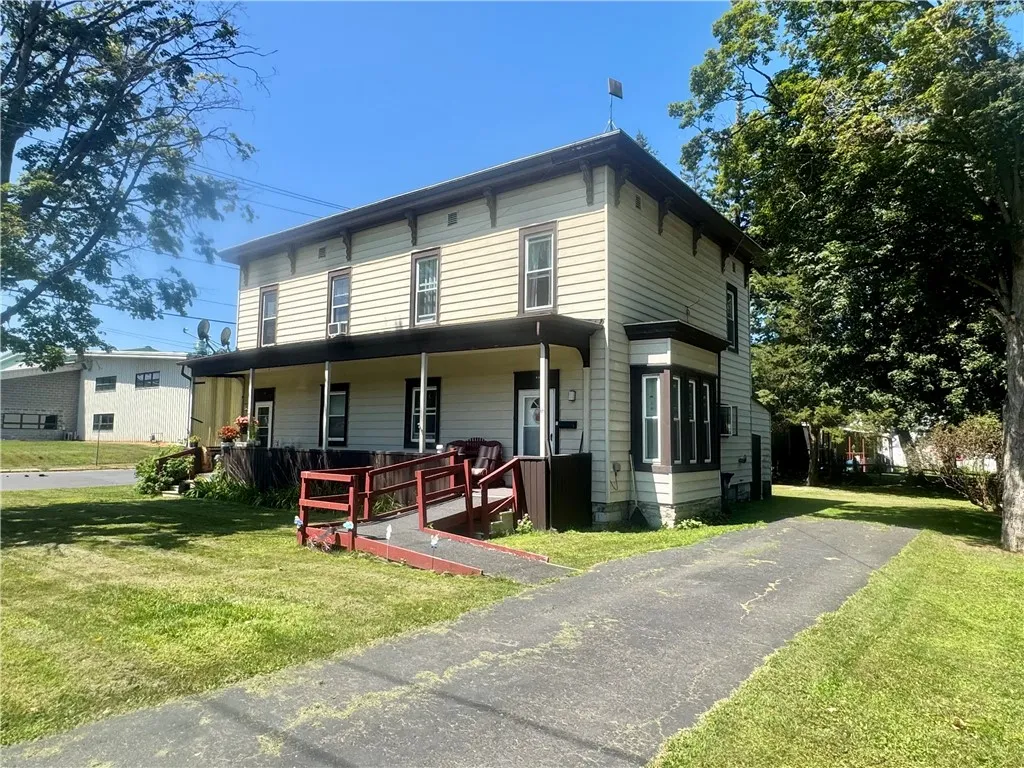 68 River Street 66, Oneonta, New York 13820, Oneonta, New York 13820, 5 Bedrooms Bedrooms, ,3 BathroomsBathrooms,Residential,Closed,68 River Street 66, Oneonta, New York 13820,0,R1630045