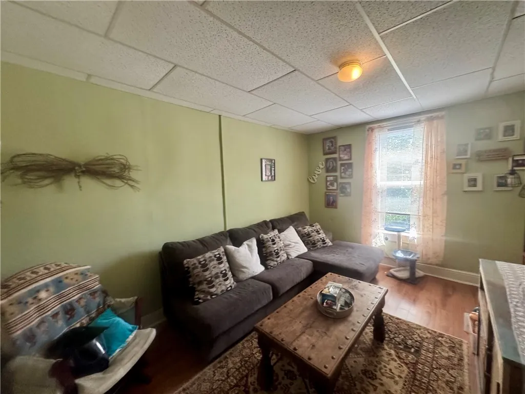 68 River Street 66, Oneonta, New York 13820, Oneonta, New York 13820, 5 Bedrooms Bedrooms, ,3 BathroomsBathrooms,Residential,Closed,68 River Street 66, Oneonta, New York 13820,0,R1630045