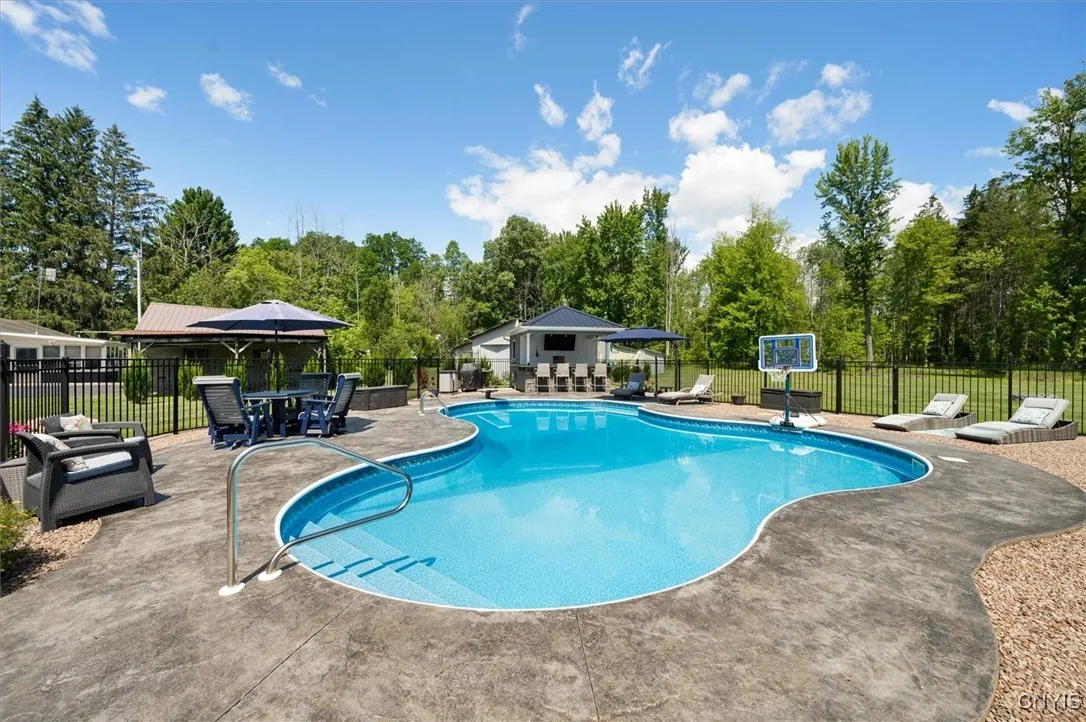 3413 Center Street, Verona, New York 13054, Verona, New York 13054, 4 Bedrooms Bedrooms, 9 Rooms Rooms,2 BathroomsBathrooms,Residential,Closed,3413 Center Street, Verona, New York 13054,0,S1630179