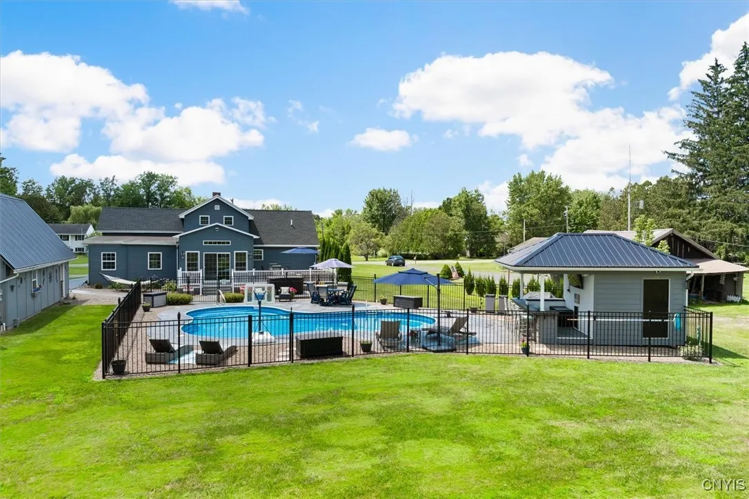 3413 Center Street, Verona, New York 13054, Verona, New York 13054, 4 Bedrooms Bedrooms, 9 Rooms Rooms,2 BathroomsBathrooms,Residential,Closed,3413 Center Street, Verona, New York 13054,0,S1630179