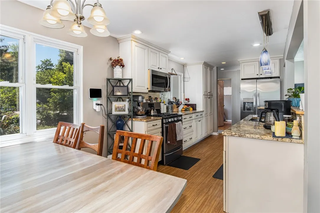 2201 W Henrietta Road, Brighton, New York 14623, Brighton, New York 14623, 3 Bedrooms Bedrooms, 6 Rooms Rooms,1 BathroomBathrooms,Residential,Closed,2201 W Henrietta Road, Brighton, New York 14623,0,R1629689